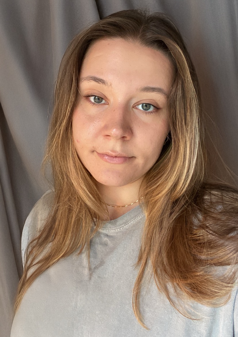 Elizabeth Becz headshot