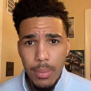 Isaiah Blue headshot