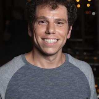 Dominic Leonelli headshot