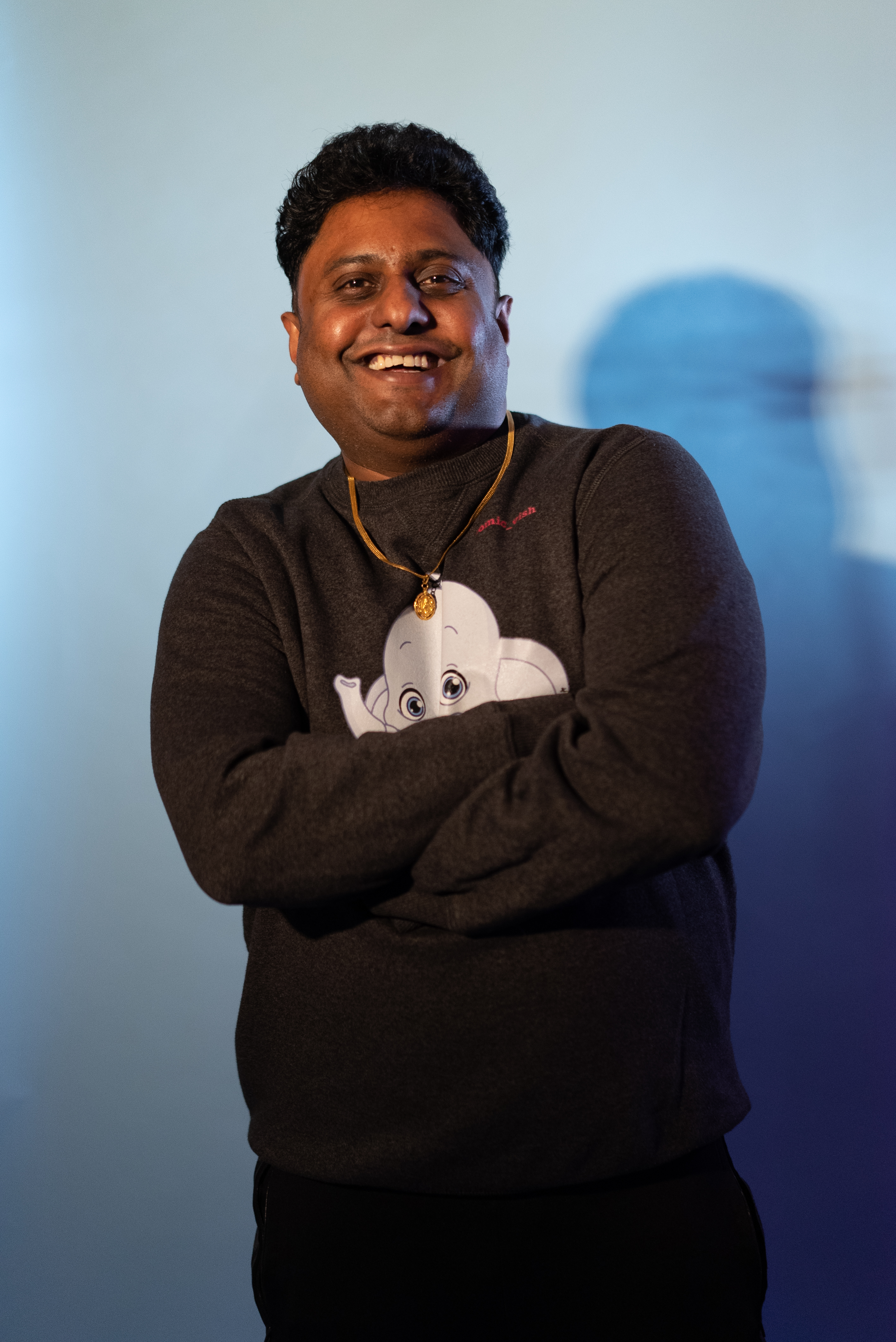 Vishnu Vaka headshot