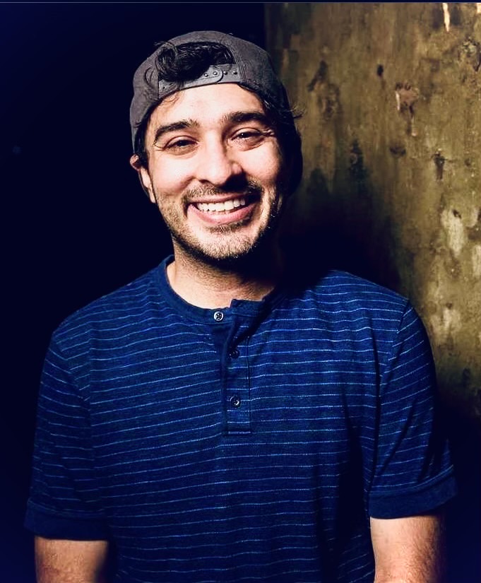 Alex Pavone headshot
