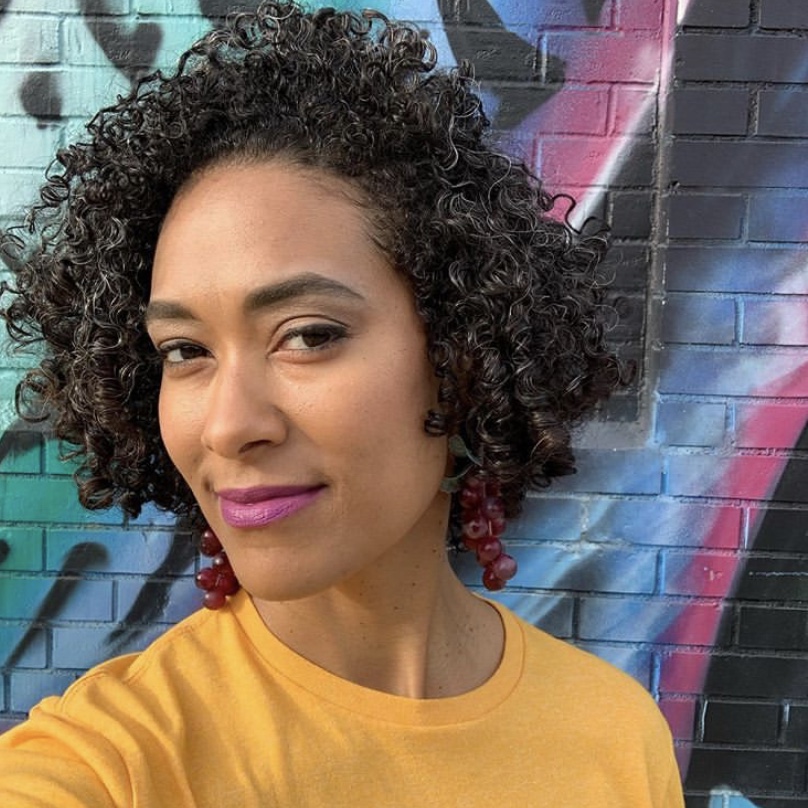 Abbi Crutchfield headshot